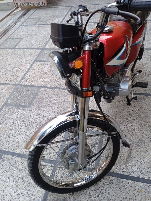 Honda 125 model 2015/A   contact number 03035768013 4