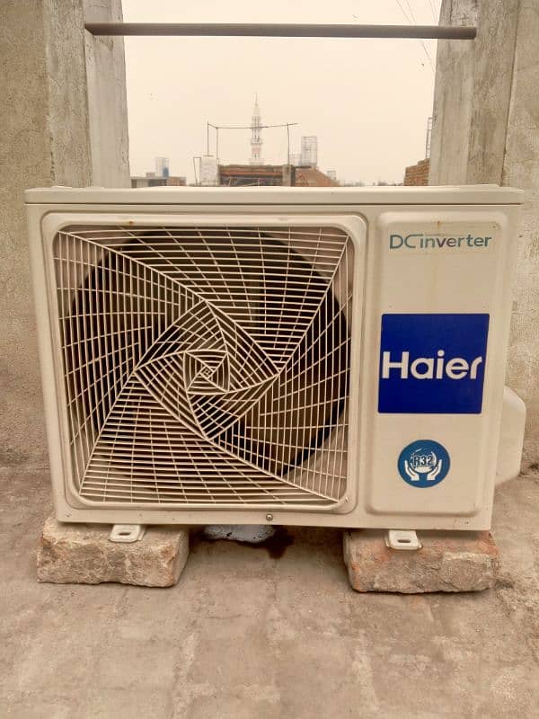 Haier Ac DC inverter 1 ton heat and cool, 3