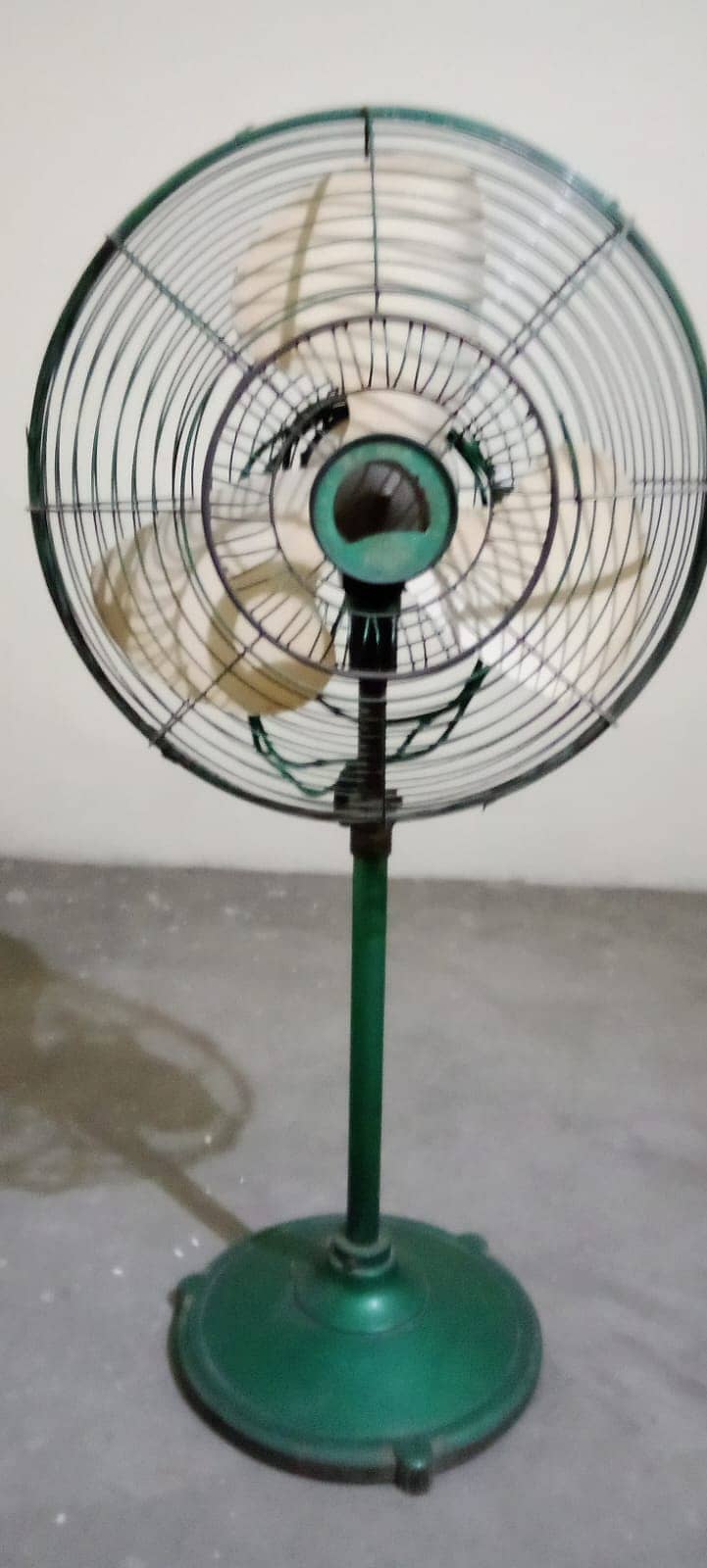 1 National Padestral Fan , 1 Table Fan 0