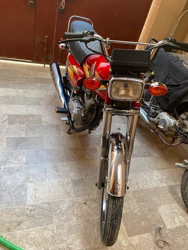 Honda CG 125 Excellent Condition 2021 Karachi number 1