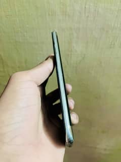 s7 edge all ok phone pta h only line in back glass and front