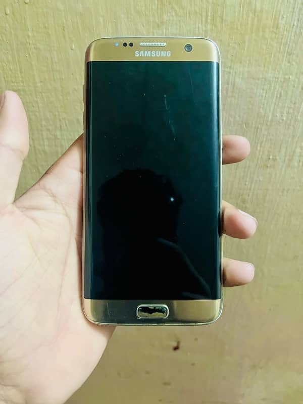 s7 edge all ok phone pta h only line in back glass and front 1