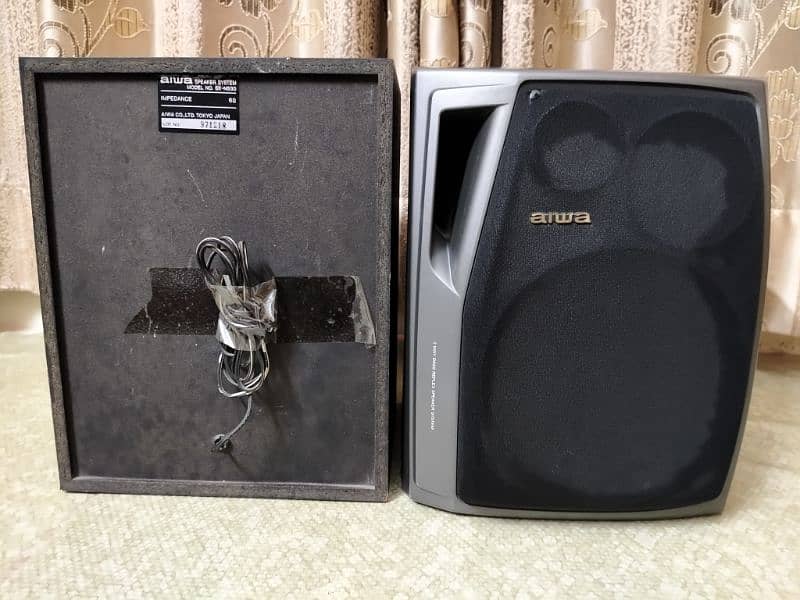 AIWA SPEKER SYSTEM MODLE NO=SX-NS30 0