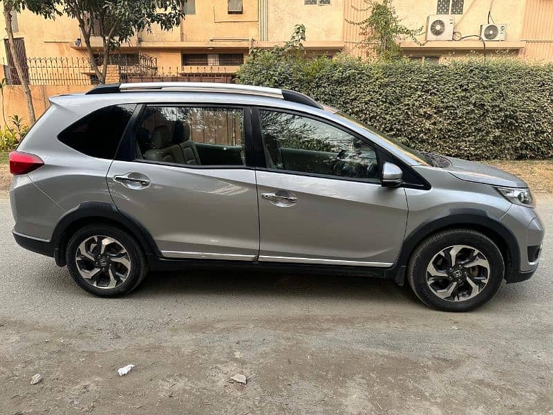 Honda BR-V 2018 14