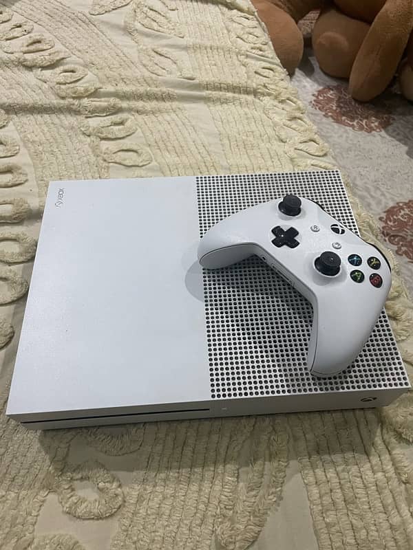 XBOX ONE S 1TB 2