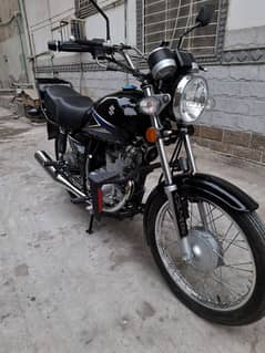 Suzuki GS 150 2024