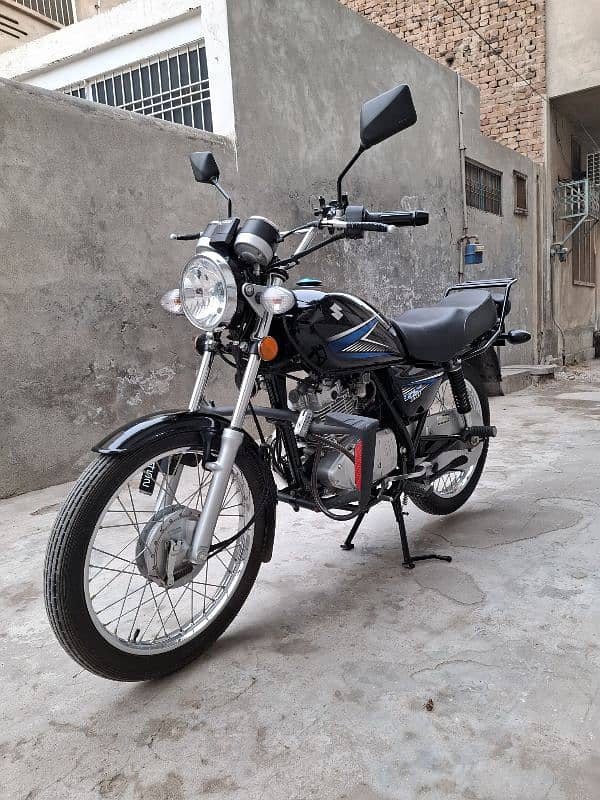 Suzuki GS 150 2024 1