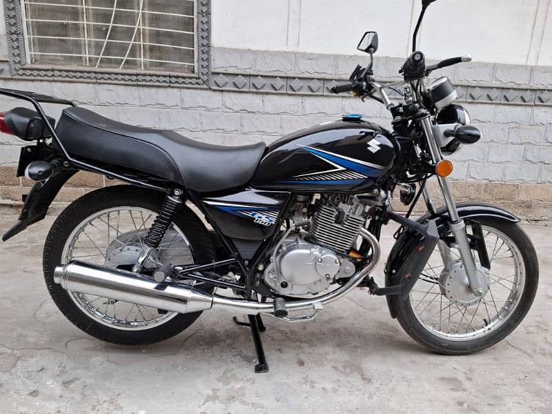 Suzuki GS 150 2024 2