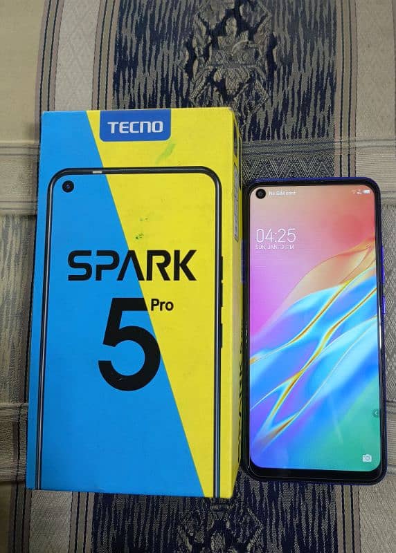 SPARK 5 pro 4/128 0