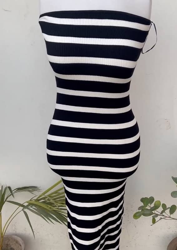 Curve hugger, bodycon dress 0