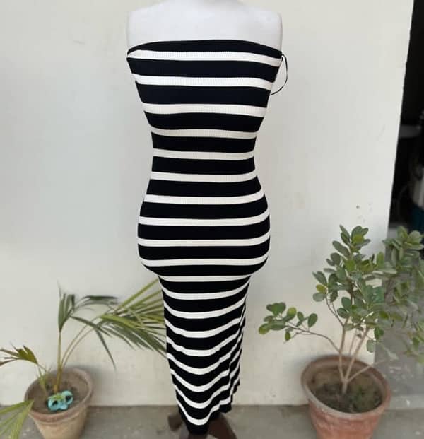 Curve hugger, bodycon dress 1