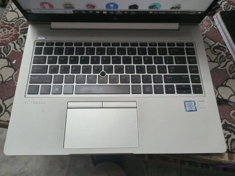 HP ELITEBOOK 840 G5/i5 16GB/256GB 1