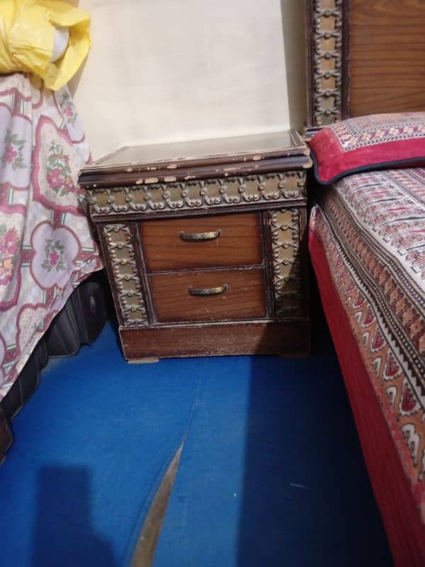 bedroom set urgent sell 1