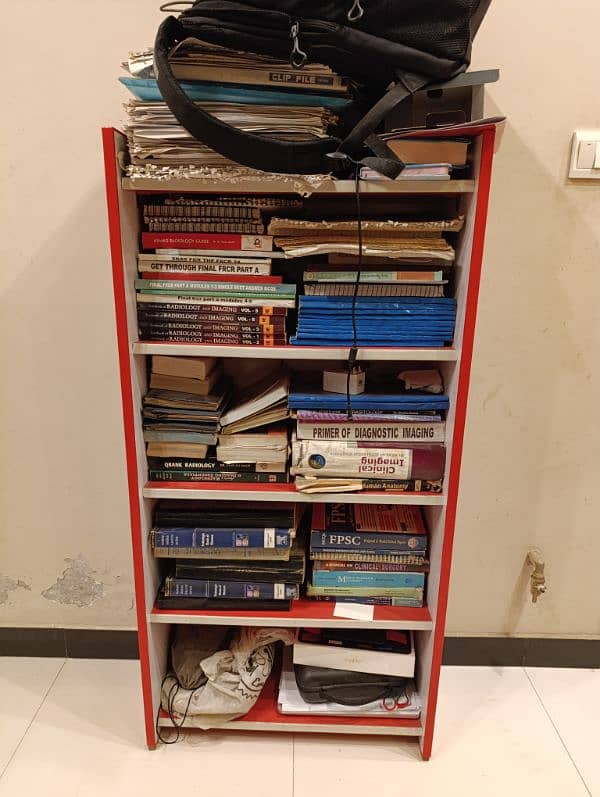 Bookshelf for everyone 1