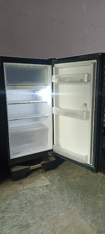 PEL Glass Door Room Size Fridge 1