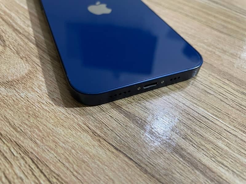 Iphone 12 128gb factory unlock water pack(iphone Xr 64gb water pack) 2