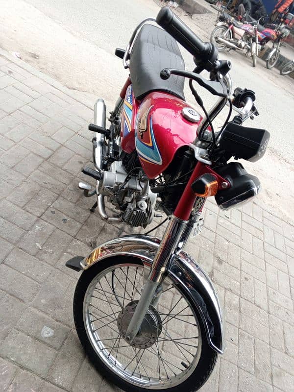 Honda cd 70 far sale achi condition MN 3