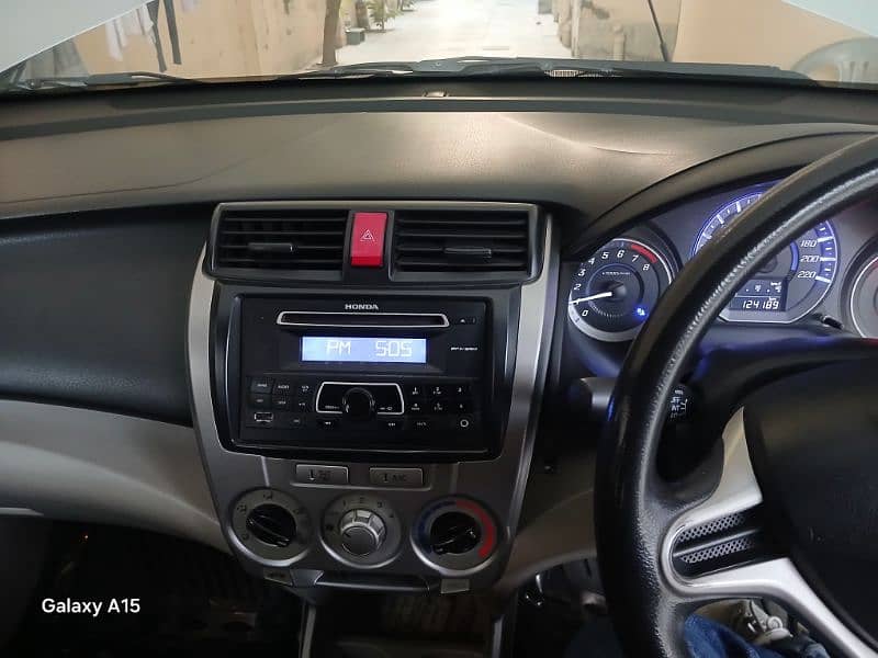 Honda City IVTEC 2015 8