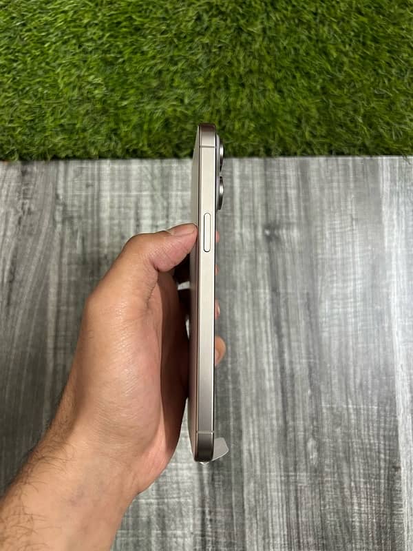 iPhone 15 pro max 256Gb 5