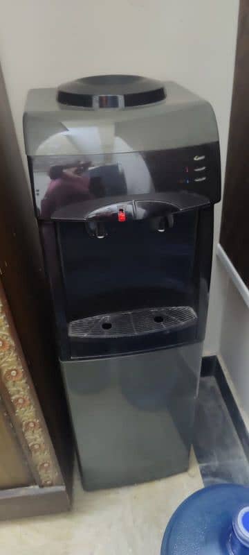 Orient Water Dispenser – Hot & Cold Water Function 0