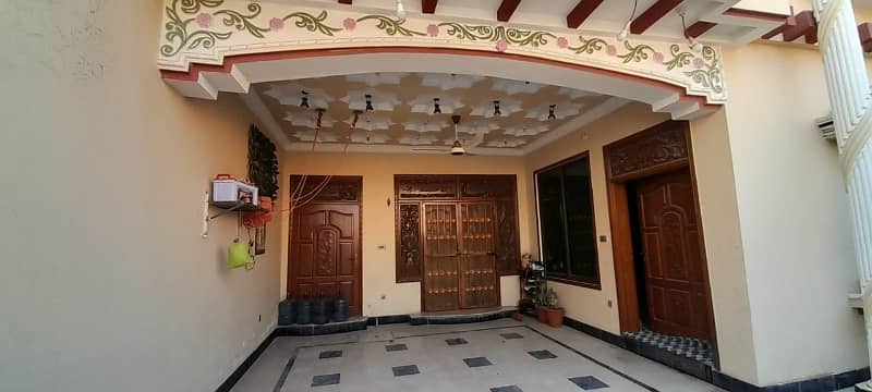 Spacious 10 Marla Double Story House Available For Sale In Gulshan-e-Iqbal 11