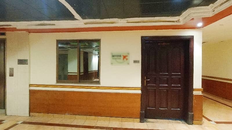 Prime Location 180 Square Feet Office In Lahore Is Available For sale 1