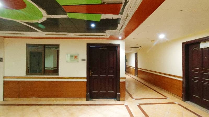 Prime Location 180 Square Feet Office In Lahore Is Available For sale 2