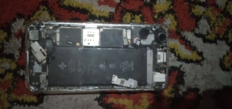 i phone 6s for parts 3