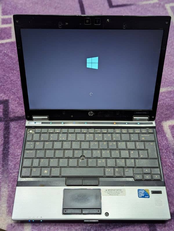 HP Elite Book. i7 3rd generation 640 0