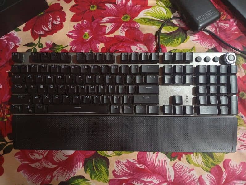 Original Aula Wind Gaming RGB keyboard FZ058 for sale 1