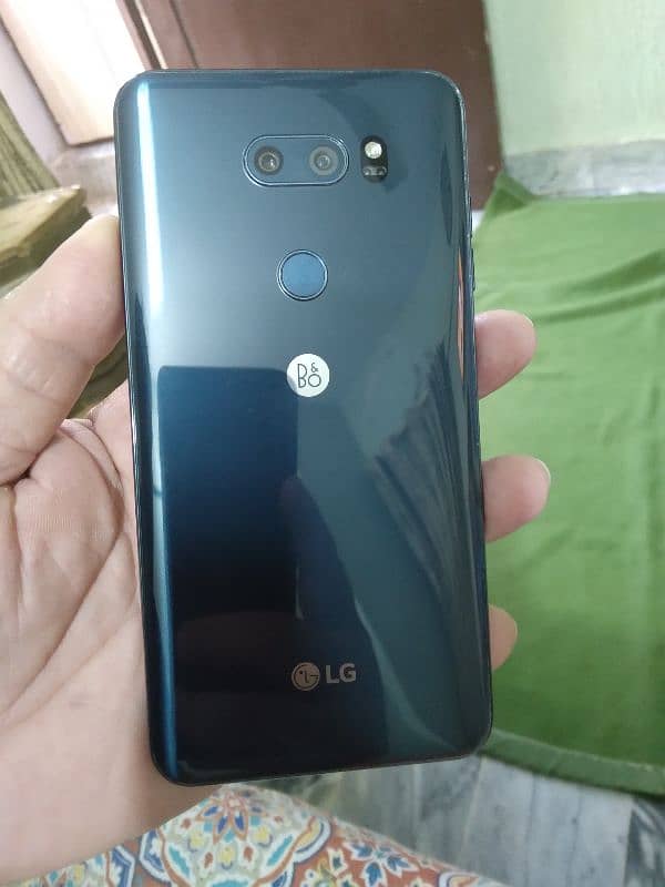 LG v30 nothing non pta 1