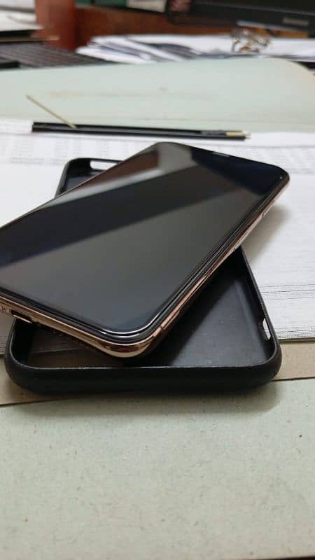 iPhone 11 Pro Max for Sell 1