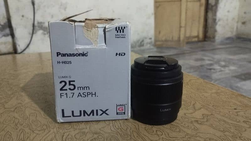 Panasonic Lumix mirror less complete box 7