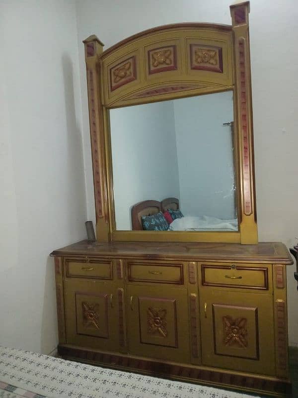 Good condition furniture For sale 4