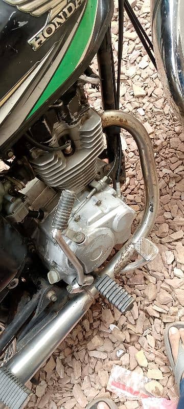 Honda 125 all ok koi Kam nai home wala 6