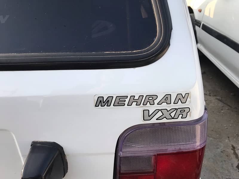 Suzuki Mehran VXR 2015 Euro petrol. Urgent Sale. 10