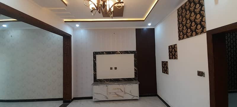 Corner 5 Marla Double Story House Available In Kainat Society 5