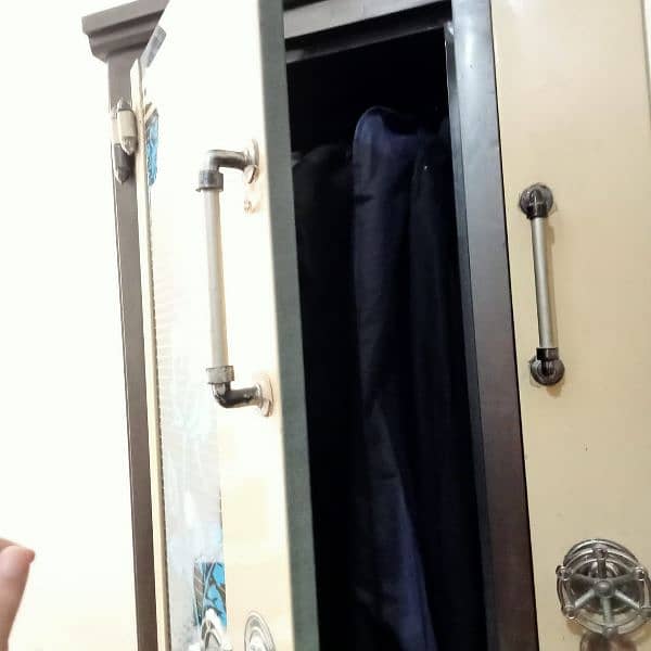 Safe Almari 3 doors (Iron) /Cupboard 7