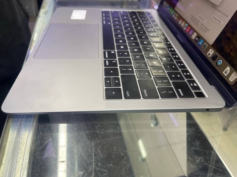 Macbook Air 2018 4