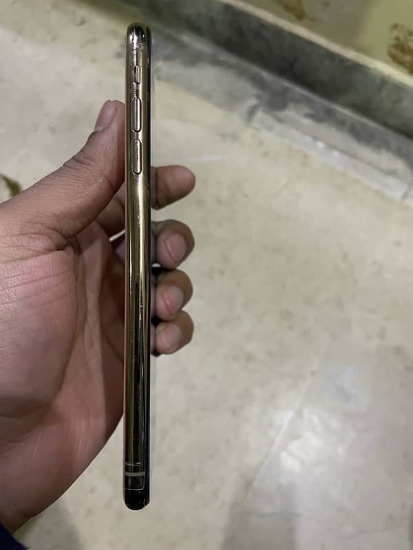 iphone xs max 256gb approved 3