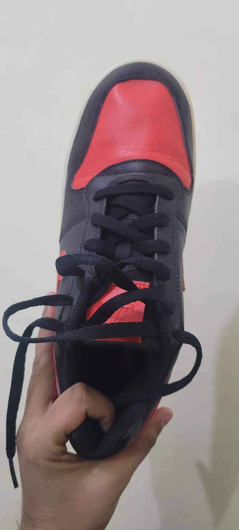 NIKE EBERNON LOW "BRED"  | SIZE 42 | 100% ORIGINAL | AVERAGE CONDITION 4