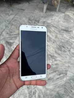 Samsung galaxy j7 2015