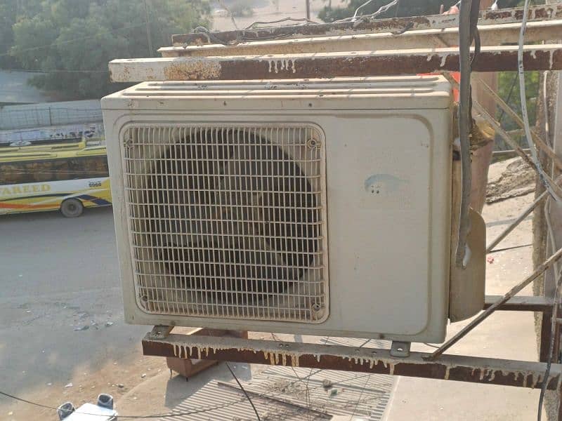 1 Ton DC Inverter AC 2