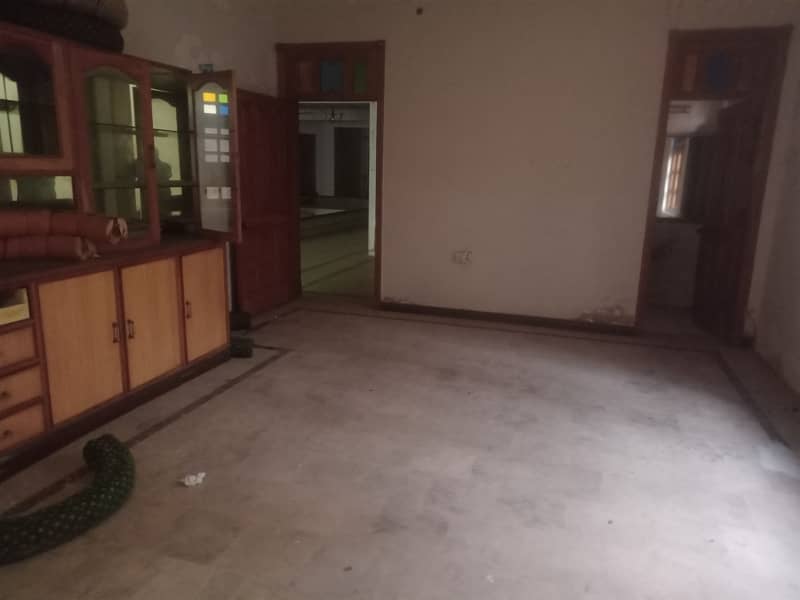 3 kanal outstanding independent full house 10 bedroom ideal for silent office in model town C block for rent 18