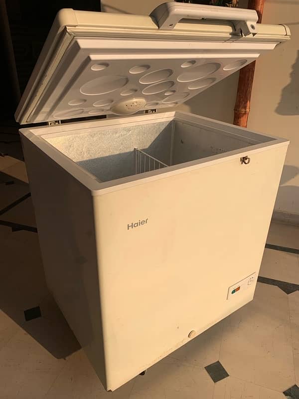 Haier Single Door Deep Freezer Compact and Efficient Cooling 0