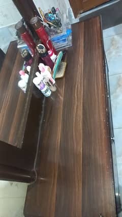 dressing table