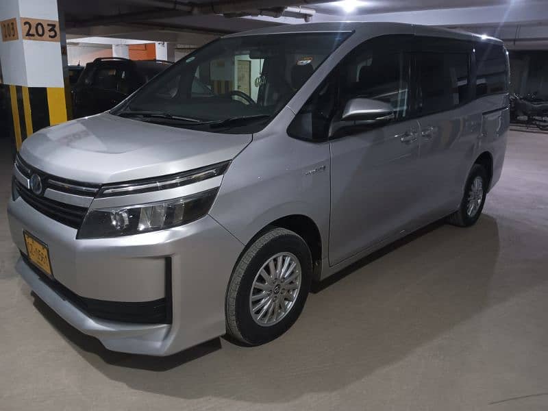 Toyota Voxy 2015 & 2020 Registered 2