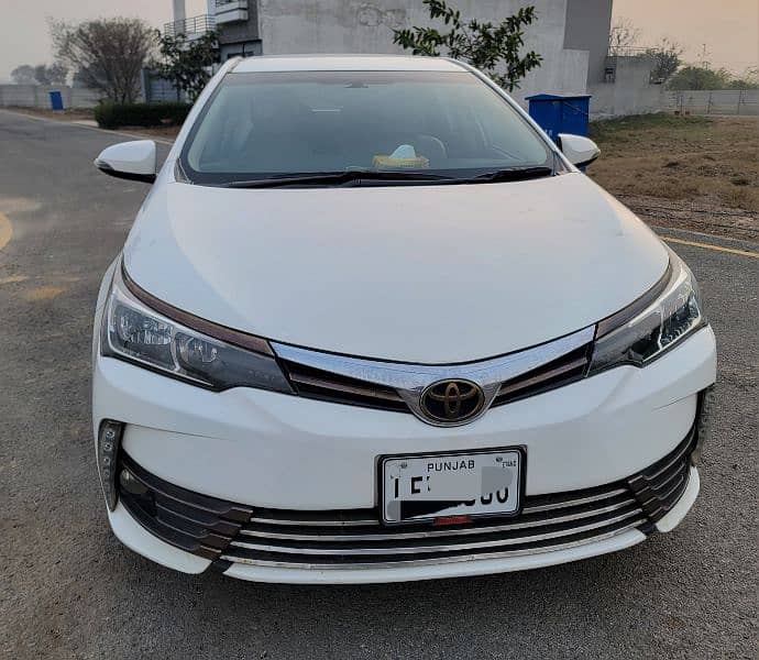 Toyota Altis Grande 2015 0