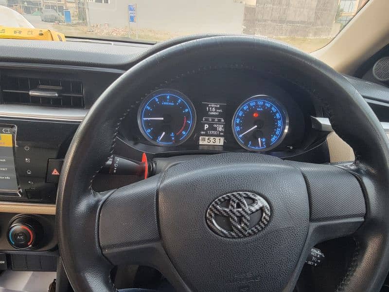 Toyota Altis Grande 2015 4