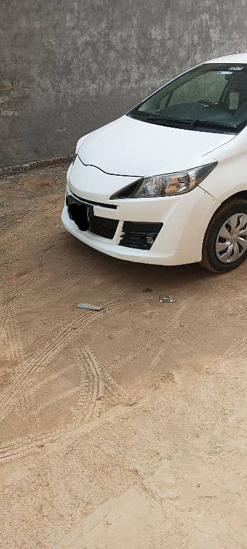 Toyota Vitz 2017 3